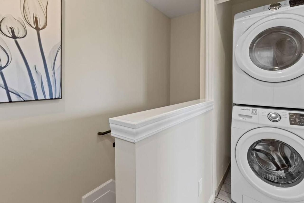 Your Cozy One Bedroom Midtown